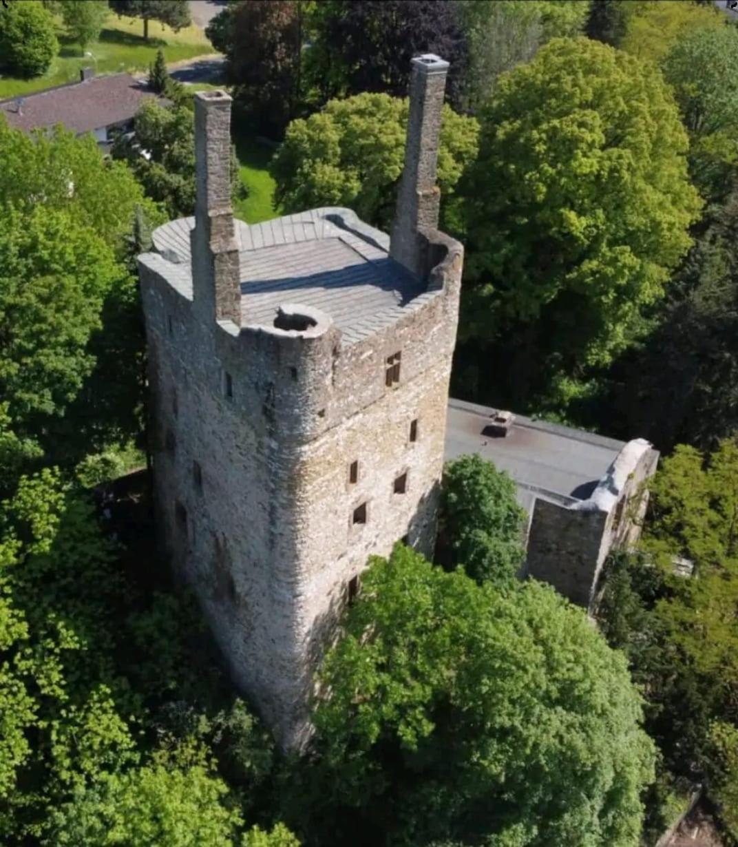Burg Hermannstein - Kings Room Wetzlar Exterior photo